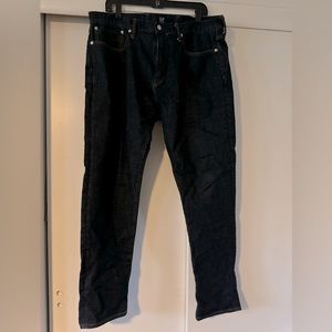 Men’s Gap Athletic Fit 36 x 32 Jeans Dark Wash